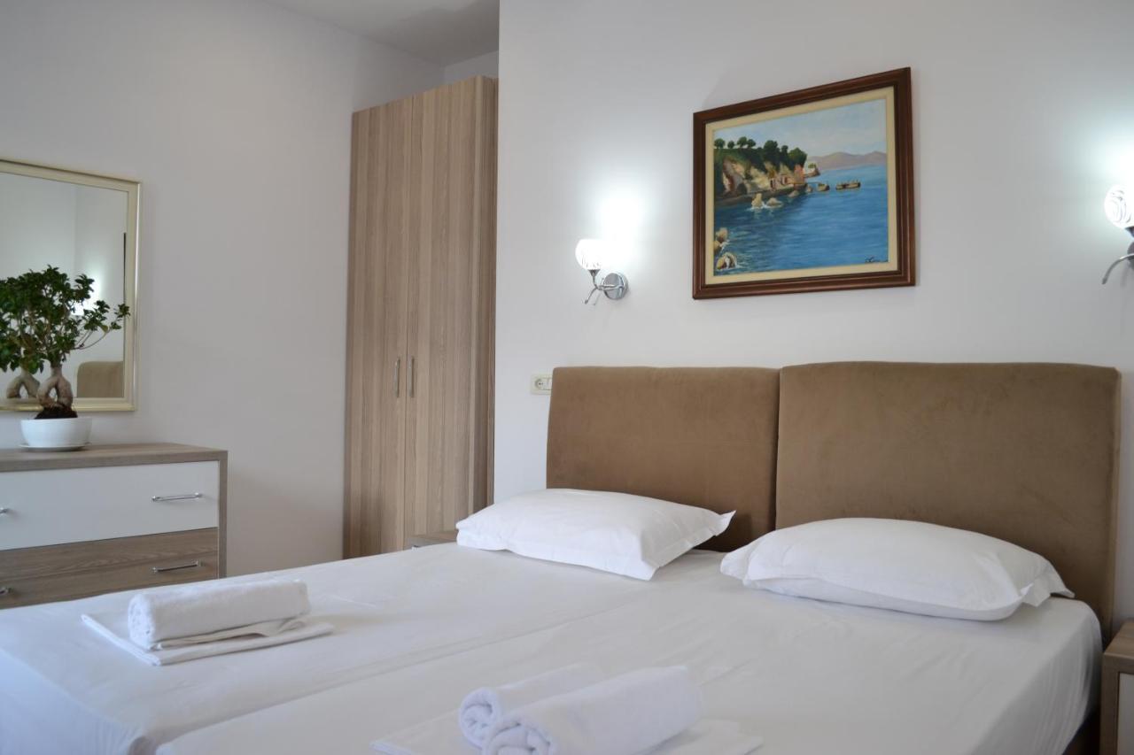 Seaview Penthouse 2 Bedrooms Apartment & Box Garage Vlorë Eksteriør bilde