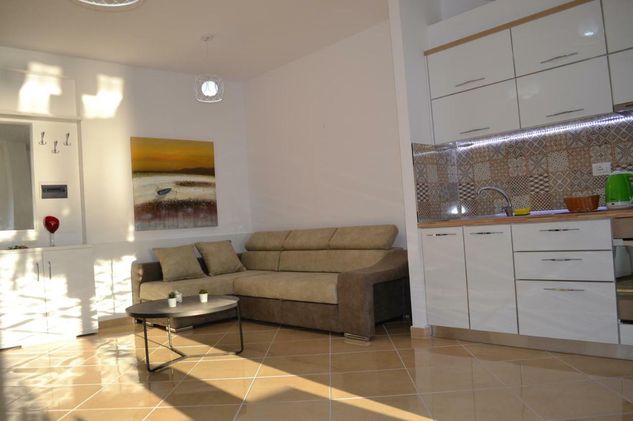 Seaview Penthouse 2 Bedrooms Apartment & Box Garage Vlorë Eksteriør bilde